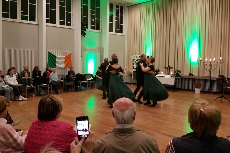 Bremer Set Dancer
